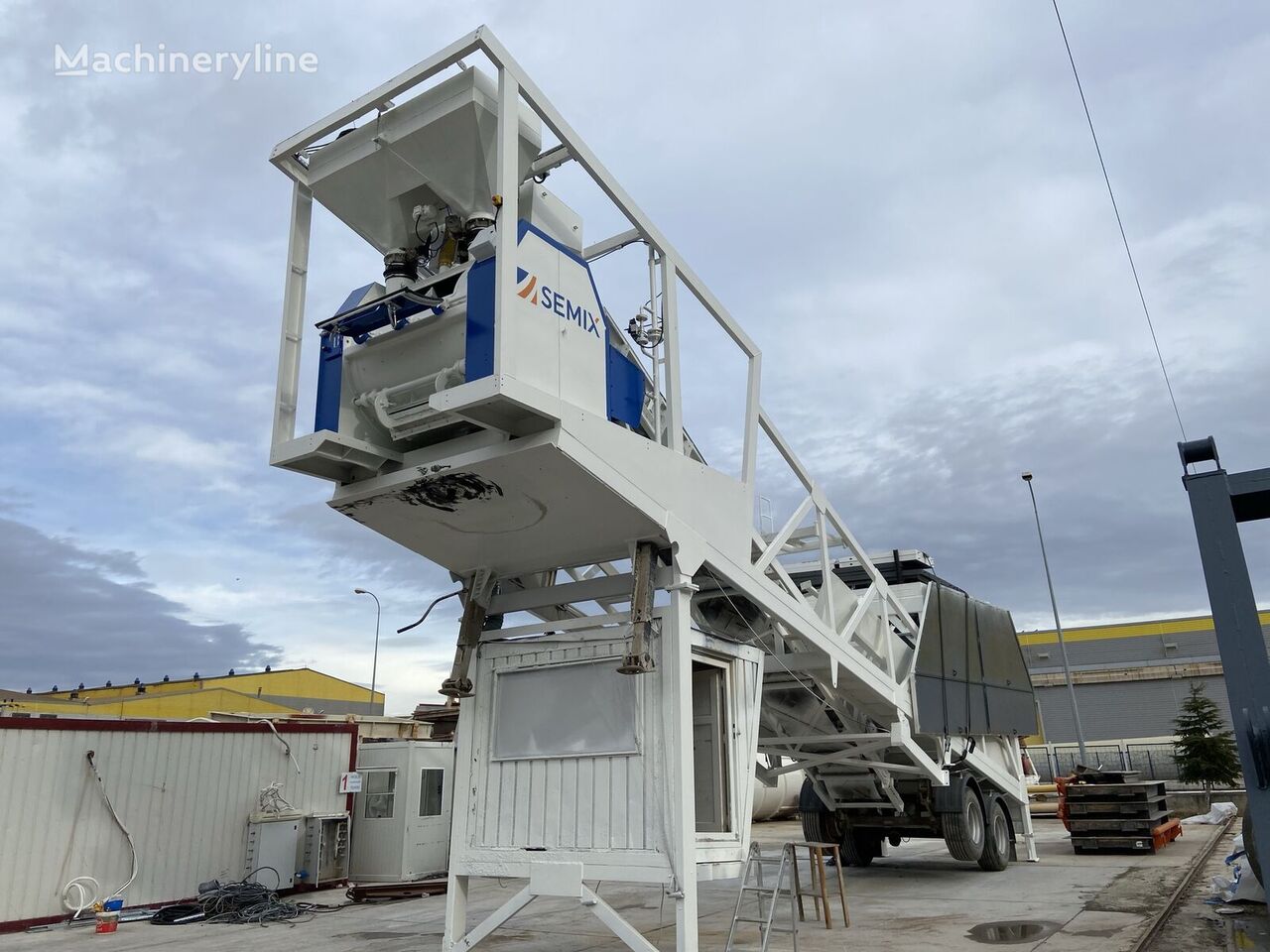 ماكينة صناعة الخرسانة Semix MOBILE BATCHING PLANT REVISED WITH 1 YEAR WARRANTY