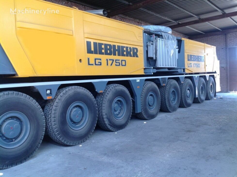 شاحنة رافعة Liebherr LG 1750