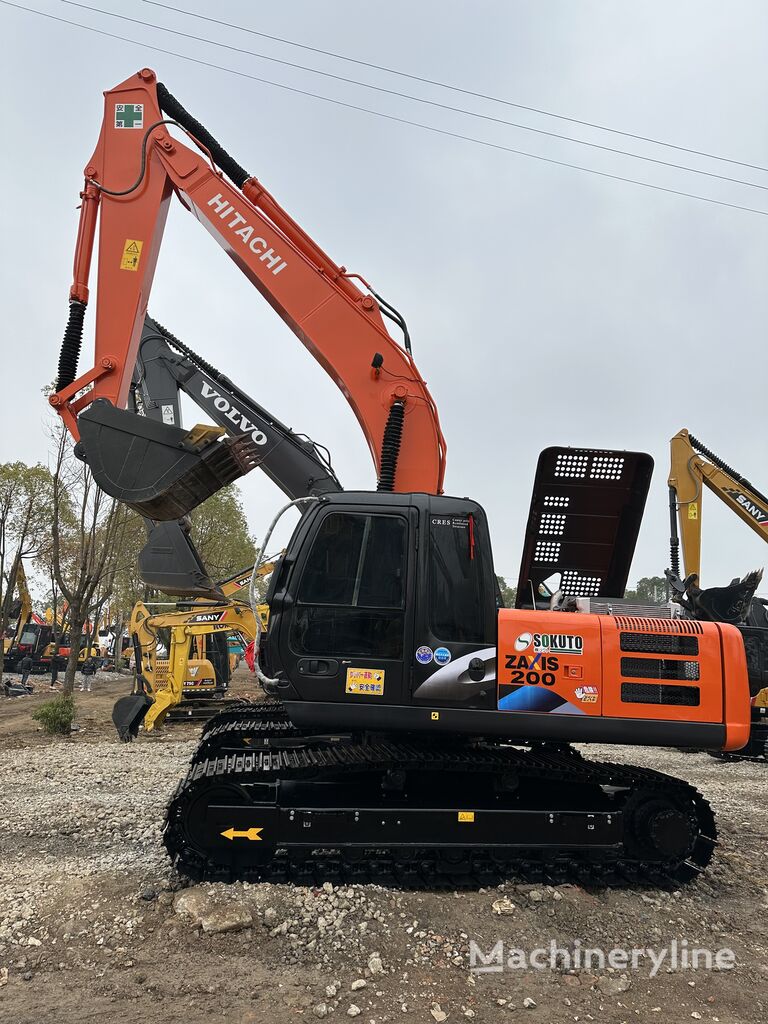 حفارة مجنزرة Hitachi ZX200