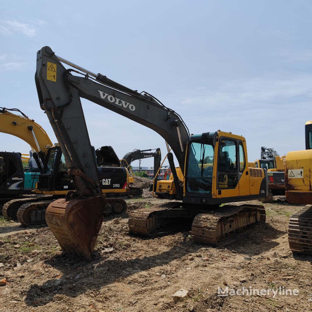 حفارة مجنزرة Volvo EC140B