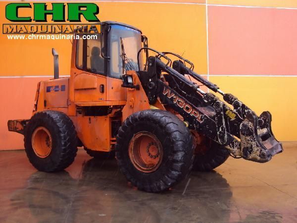 جرافة ذات عجلات Fiat-Hitachi W130PL