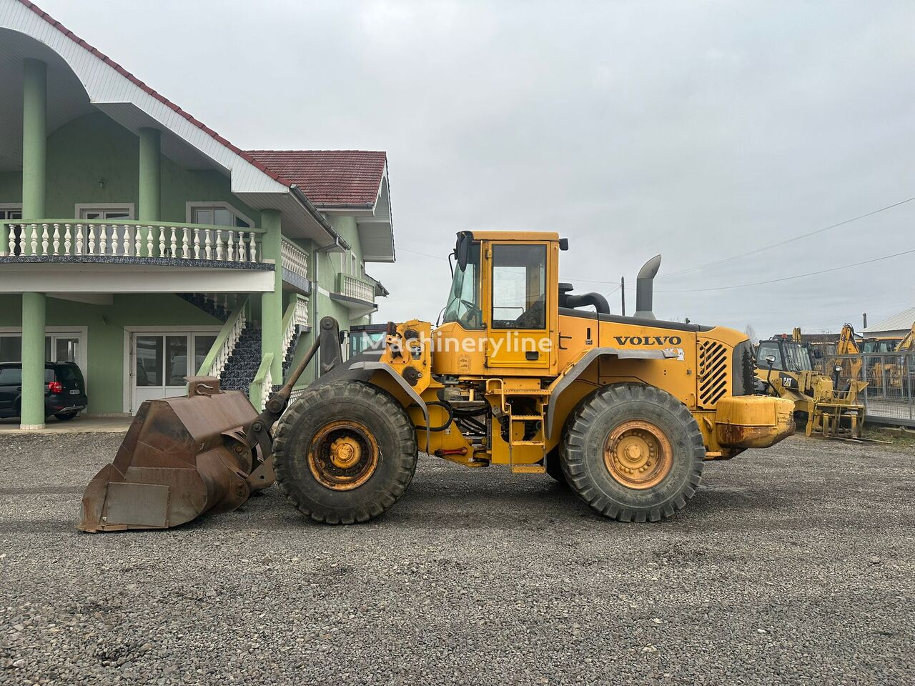 جرافة ذات عجلات Volvo L120E