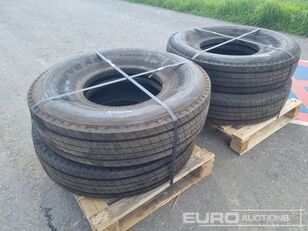 إطار العجلة لجرافة ذات العجلات Goodyear 8.25R15 Tyres (2 of)